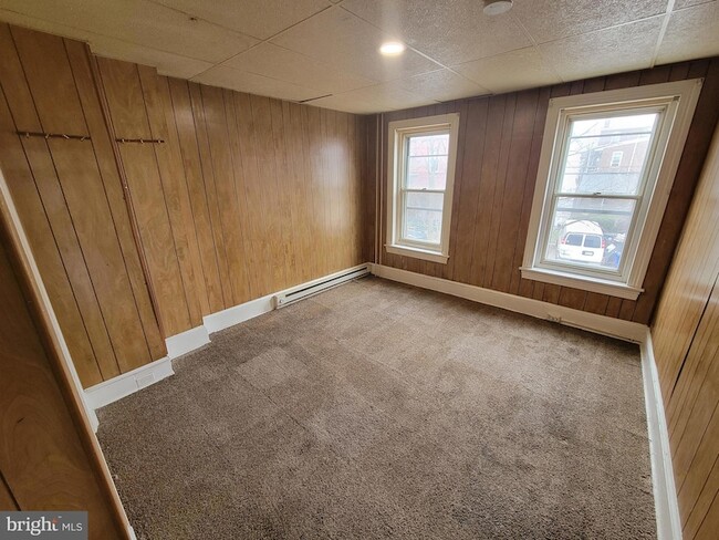 101 S Franklin St, Unit 2 in Pottstown, PA - Foto de edificio - Building Photo