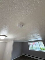 13540 Superior Rd, Unit 111 in East Cleveland, OH - Building Photo
