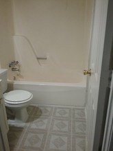 1722 Coker Ave in Knoxville, TN - Building Photo - Interior Photo