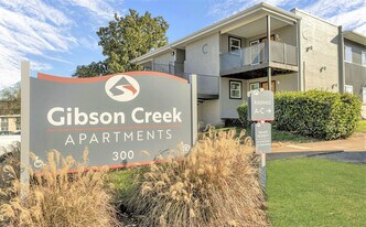 Gibson Creek Apartments in Madison, TN - Building Photo