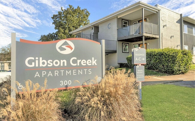 Gibson Creek Apartments in Madison, TN - Foto de edificio - Building Photo