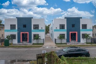 858 NW 3rd St in Miami, FL - Building Photo