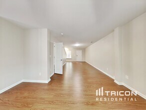 2640 Cider Ridge Rd in Dallas, NC - Foto de edificio - Building Photo