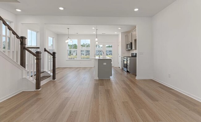 520 Trotters Ln in Moncks Corner, SC - Building Photo - Building Photo