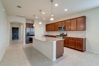 138 Duroc Dr in Hutto, TX - Building Photo - Building Photo