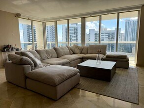 1850 S Ocean Dr, Unit 1405 in Hallandale Beach, FL - Building Photo - Building Photo