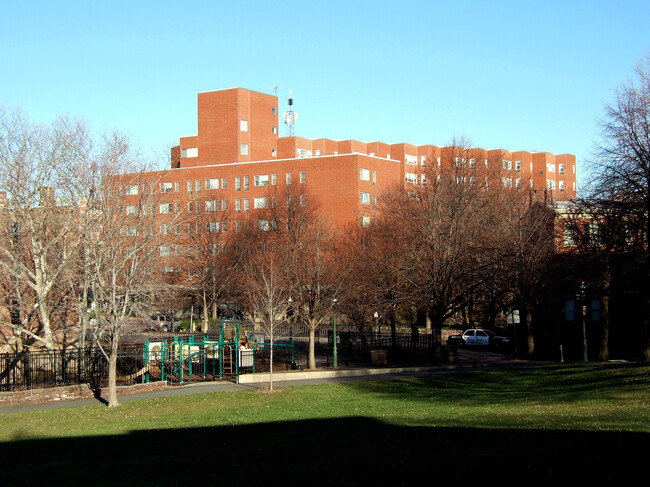 Architects Housing in Trenton, NJ - Foto de edificio - Building Photo