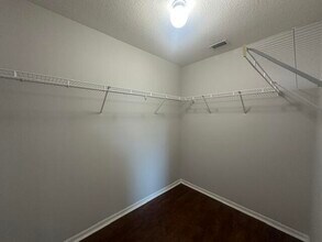 1382 SE Concha St in Port St. Lucie, FL - Building Photo - Building Photo