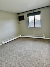 5 Parkside Ct, Unit #13 in Vernon Hills, IL - Building Photo - Building Photo