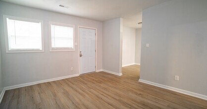 3825 Crane Dr NE in Huntsville, AL - Building Photo - Building Photo