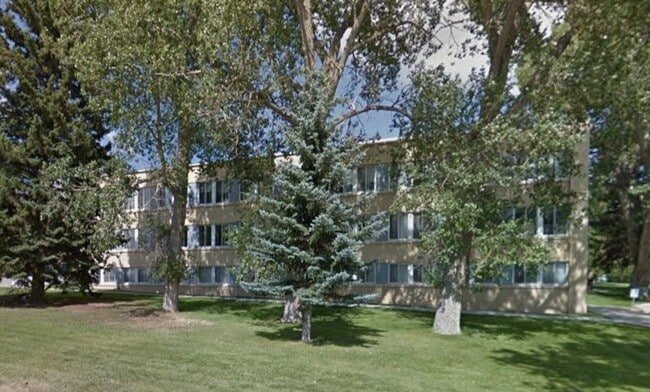 property at 548 15th St