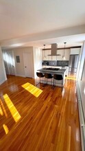 555 E 6th St, Unit 2 in Boston, MA - Building Photo - Building Photo