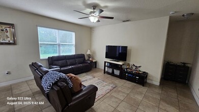 3845 Bourbon St in Port Orange, FL - Building Photo - Building Photo