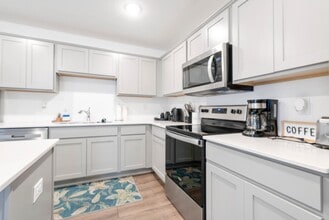 116 Axlewood Dr in Waterloo, IA - Building Photo - Building Photo