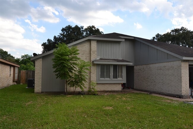 property at 21327 Park Run Dr