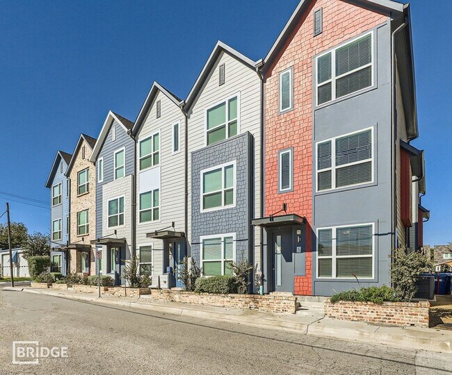 301 E Lamar St in McKinney, TX - Building Photo - Building Photo