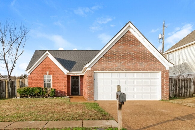 property at 4540 Longtree Ave