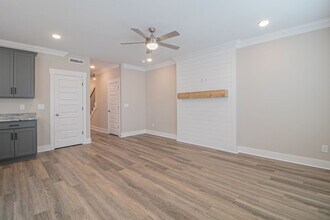 166 Sango Dr in Clarksville, TN - Building Photo - Building Photo