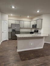 104 Docile Lp in San Marcos, TX - Building Photo - Building Photo