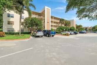 1901 Bermuda Cir in Coconut Creek, FL - Building Photo - Building Photo