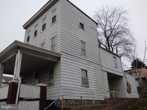 621 N Front St in Steelton, PA - Building Photo - Other