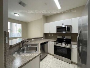 15307 SW 119th Terrace in Miami, FL - Foto de edificio - Building Photo