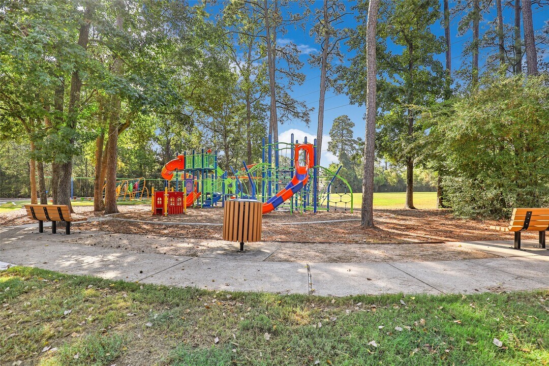 17227 Mitchell Pass Ln in Humble, TX - Building Photo
