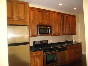 81 Hillside St, Unit 1 in Boston, MA - Building Photo - Building Photo
