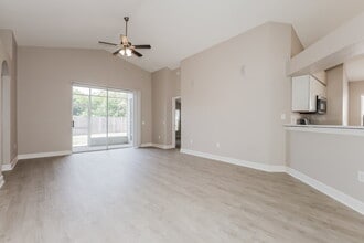 9031 Egret Cove Cir in Riverview, FL - Building Photo - Building Photo