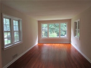 1147 Enota Cir NE in Gainesville, GA - Building Photo - Building Photo