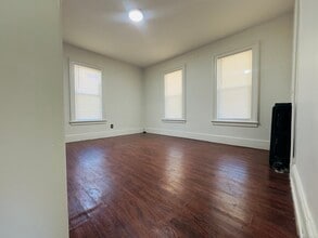 7 Rockwood Ave in Ansonia, CT - Building Photo - Building Photo