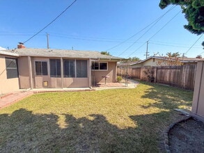 1730 W Hemlock St in Oxnard, CA - Building Photo - Building Photo