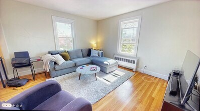 277 Washington St, Unit 3 in Somerville, MA - Building Photo - Building Photo