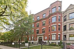 5212 N Winthrop Ave in Chicago, IL - Building Photo