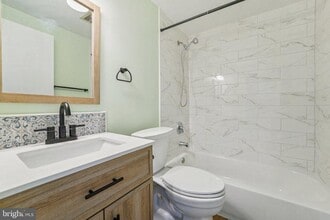 9432 Merryrest Rd in Columbia, MD - Building Photo - Building Photo