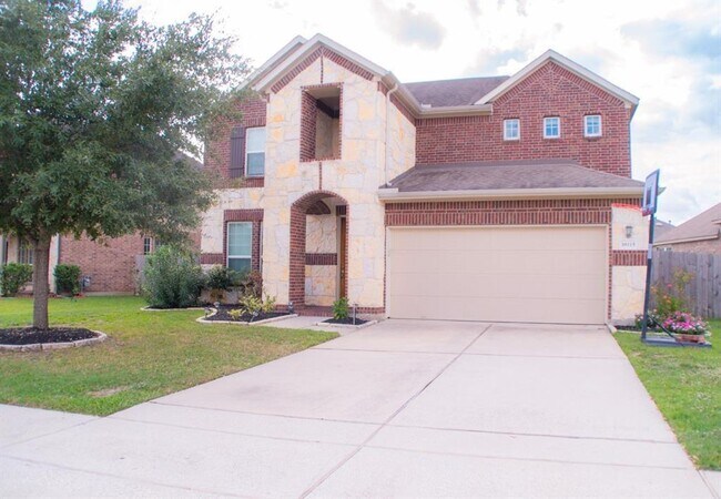 property at 18115 Fernwood Bend Dr