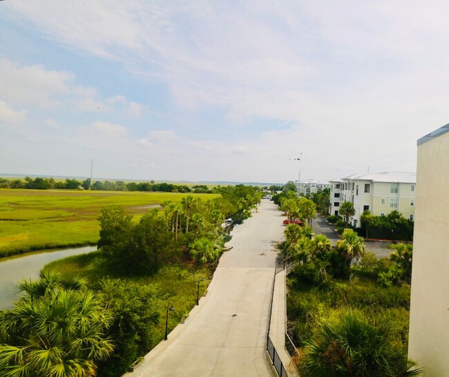 1 Marina Dr in St. Simons Island, GA - Building Photo - Building Photo