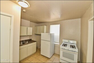 912 Park St in El Paso, TX - Building Photo - Building Photo