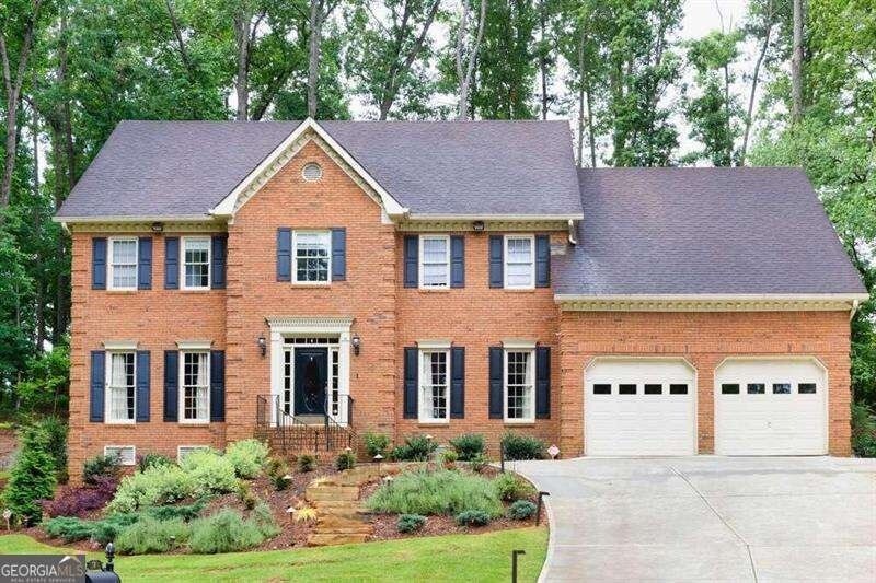 160 Clipper Bay Dr in Alpharetta, GA - Building Photo