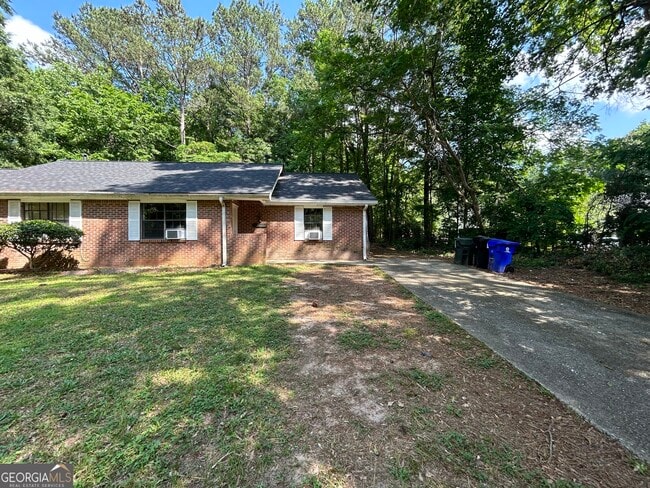 105 Meadowbrook Ct