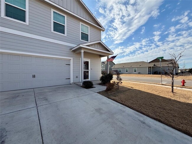 512 Gabbro Gdns in Maxwell, TX - Building Photo - Building Photo