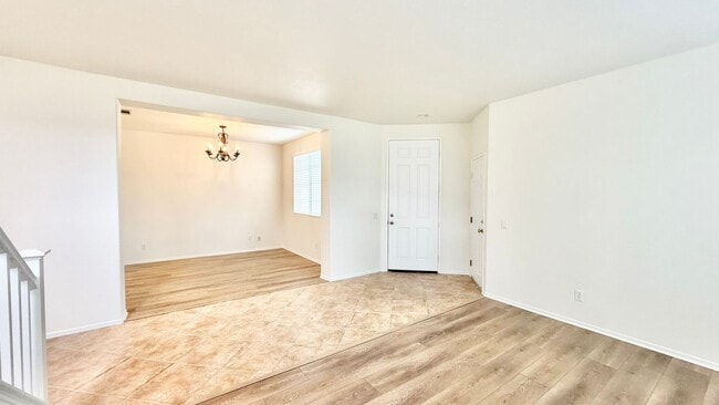 531 Camino Verde in San Marcos, CA - Building Photo - Building Photo