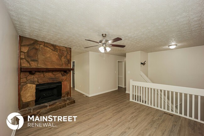 140 Hunt Ridge Dr in Stockbridge, GA - Building Photo - Building Photo
