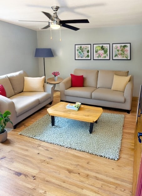 Hawthorne Apartments in Palo Alto, CA - Foto de edificio - Building Photo