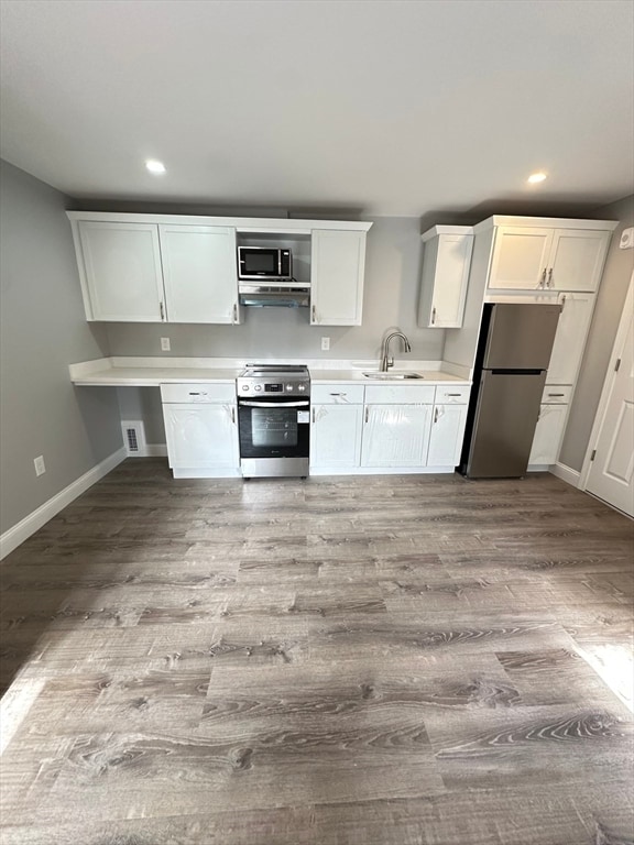 property at 6 Monroe St