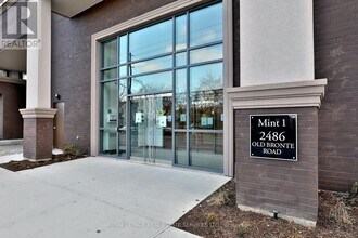 2486-2486 Old Bronte Rd in Oakville, ON - Building Photo - Building Photo