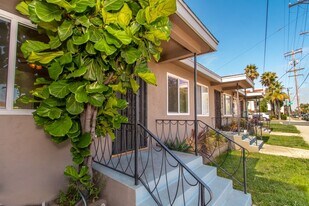 4209 Monroe Ave in San Diego, CA - Building Photo