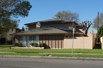 13291 Verde St in Garden Grove, CA - Building Photo - Building Photo