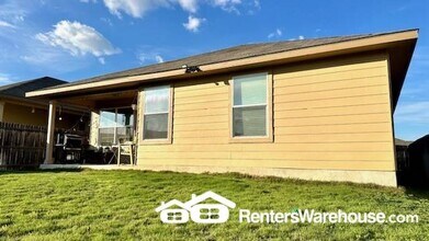 13111 Maestro Spark in San Antonio, TX - Building Photo - Building Photo