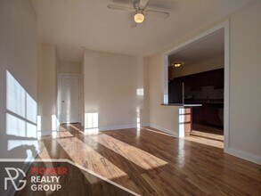 630 W Cornelia Ave in Chicago, IL - Building Photo - Building Photo